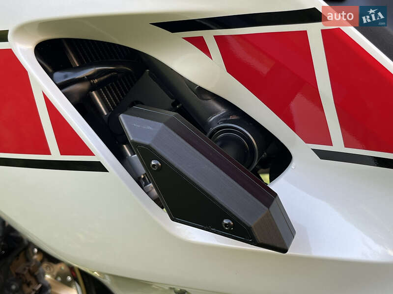 Спортбайк Yamaha R7 2023 в Дніпрі