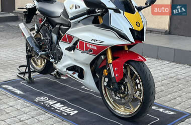 Спортбайк Yamaha R7 2023 в Днепре