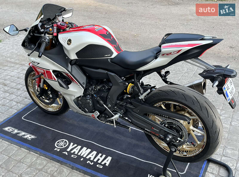 Спортбайк Yamaha R7 2023 в Дніпрі