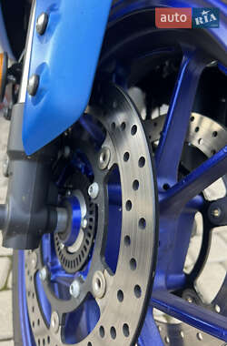 Спортбайк Yamaha R7 2022 в 