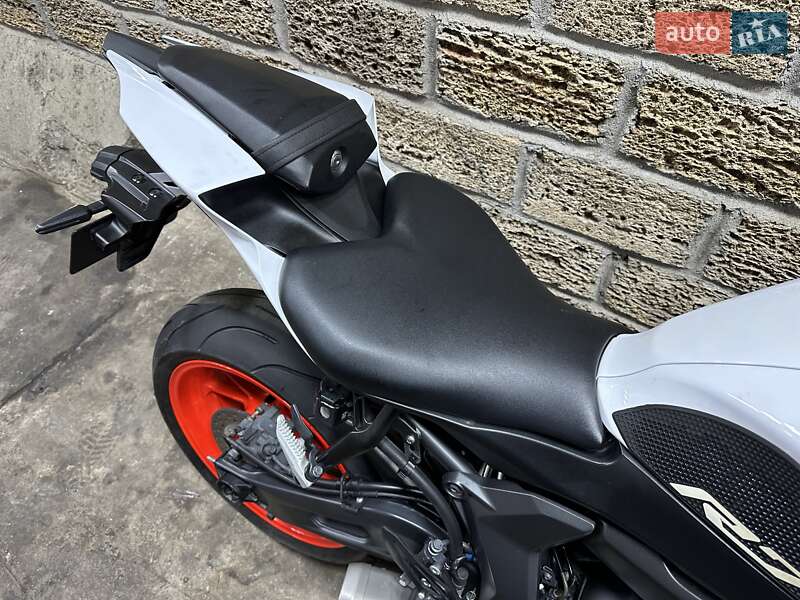 Спортбайк Yamaha R7 2022 в Одессе фото 7 Спортбайк Yamaha R7 2022 в Одессе
