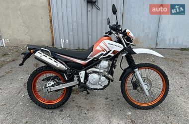 Мотоцикл Позашляховий (Enduro) Yamaha Serow 250 2018 в Дніпрі