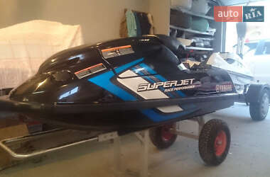 Гидроцикл спортивный Yamaha SuperJet 2013 в 