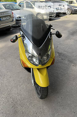 Максі-скутер Yamaha T-Max 500 2001 в Кам'янському