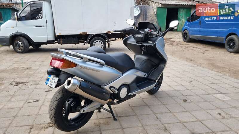 Макси-скутер Yamaha T-Max 500 2002 в Белгороде-Днестровском