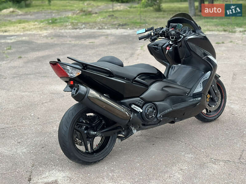 Макси-скутер Yamaha T-Max 500 2008 в Сновске