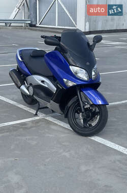 Макси-скутер Yamaha T-Max 500 2002 в 
