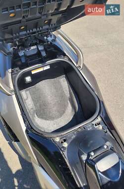 Макси-скутер Yamaha T-Max 500 2011 в 