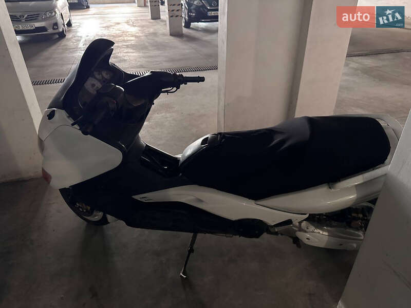 Макси-скутер Yamaha T-Max 500 2001 в Виннице