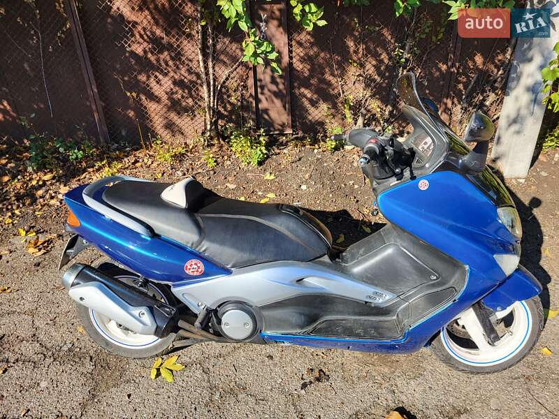 Макси-скутер Yamaha T-Max 500 2000 в 
