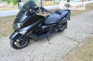 Макси-скутер Yamaha T-MAX 2004 в Ивано-Франковске