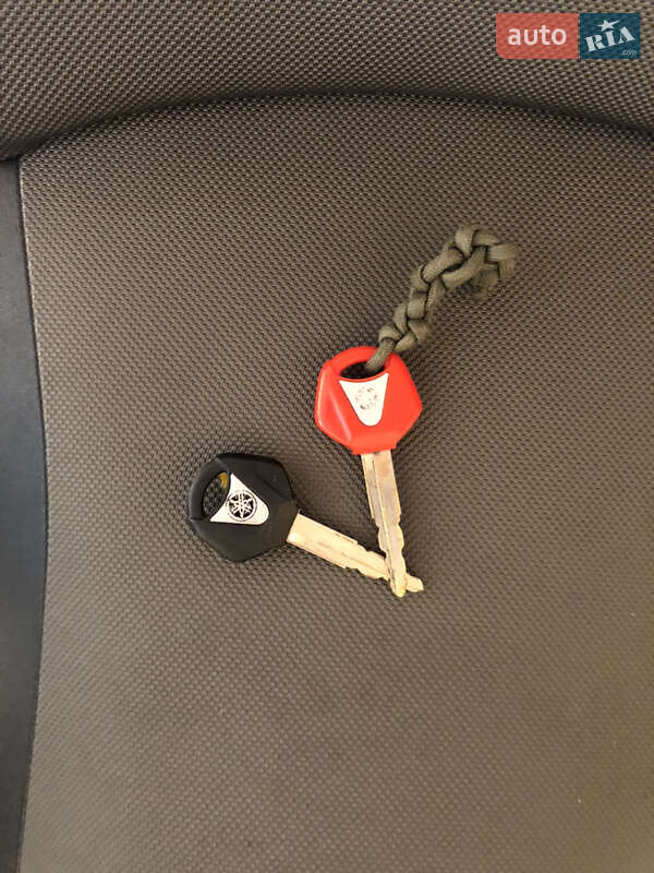 Макси-скутер Yamaha T-MAX 2013 в Львове фото 8 Макси-скутер Yamaha T-MAX 2013 в Львове