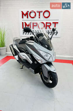 Макси-скутер Yamaha T-MAX 2010 в Одессе