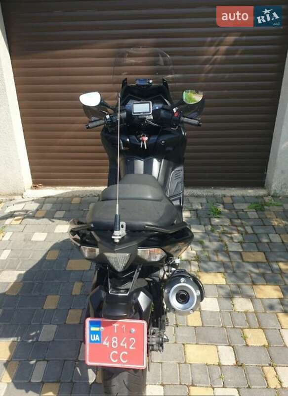 Макси-скутер Yamaha T-MAX 2014 в Одессе фото 9 Макси-скутер Yamaha T-MAX 2014 в Одессе