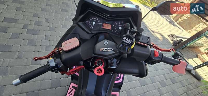 Спортбайк Yamaha T-MAX 2014 в Киеве