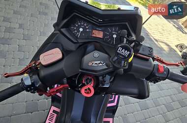 Спортбайк Yamaha T-MAX 2014 в 