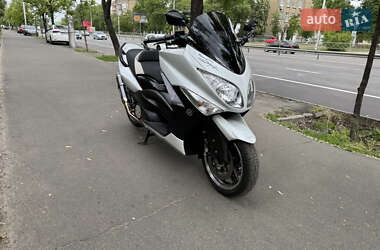 Максі-скутер Yamaha T-MAX 2010 в 