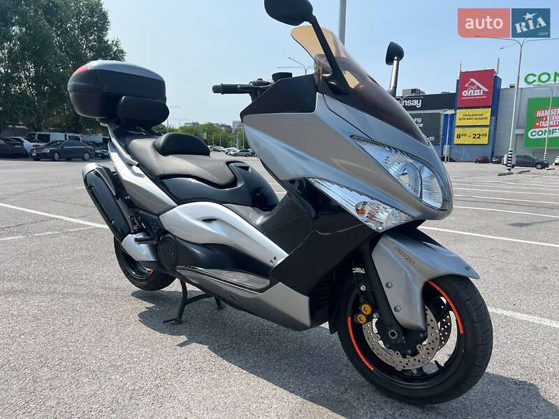 Yamaha T-MAX 2009