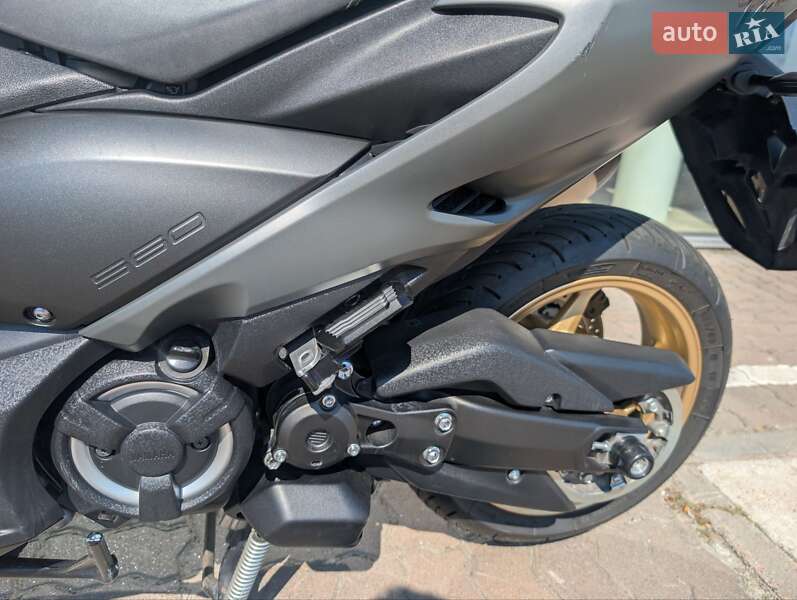 Скутер Yamaha T-MAX 2021 в Киеве фото 3 Скутер Yamaha T-MAX 2021 в Киеве