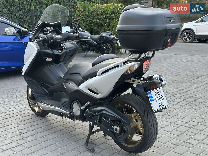 Максі-скутер Yamaha T-MAX 2012 в Дніпрі
