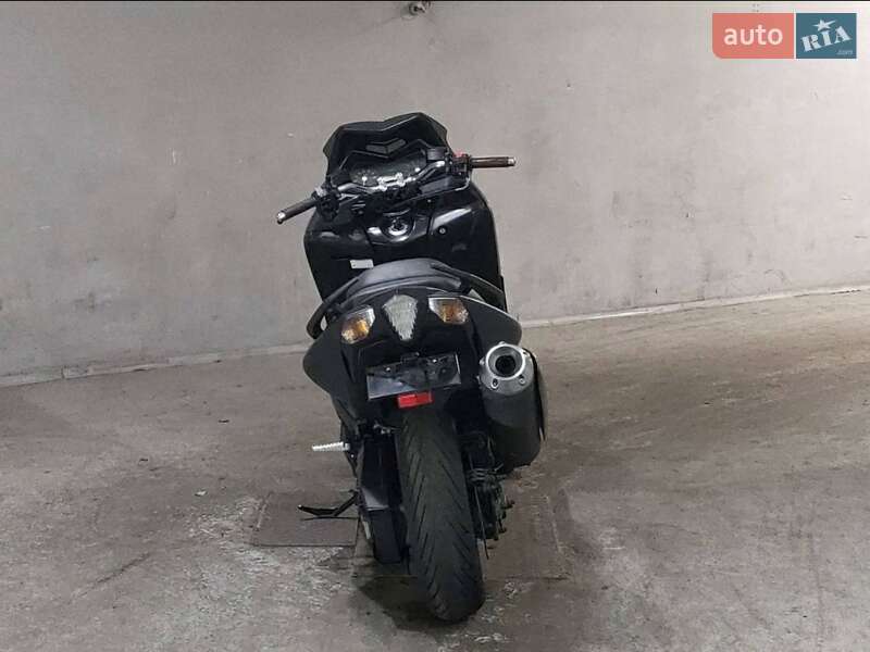 Макси-скутер Yamaha T-MAX 2013 в Одессе