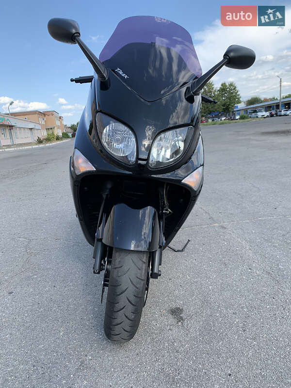 Макси-скутер Yamaha T-MAX 2004 в 