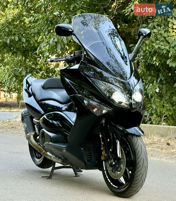 Максі-скутер Yamaha T-MAX 2011 в Одесі фото 7 Максі-скутер Yamaha T-MAX 2011 в Одесі