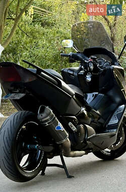 Макси-скутер Yamaha T-MAX 2011 в 