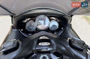 Макси-скутер Yamaha T-MAX 2011 в 