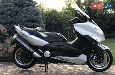 Макси-скутер Yamaha T-MAX 2009 в 