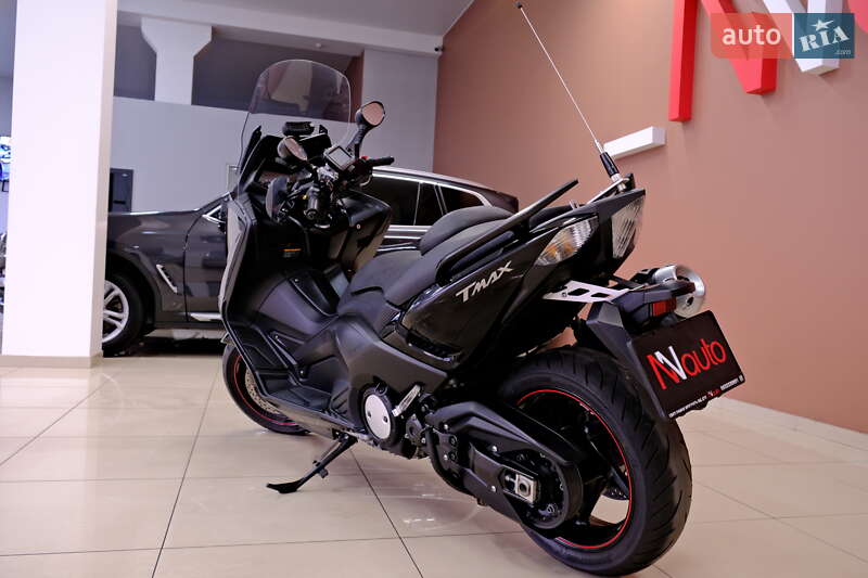 Максі-скутер Yamaha T-MAX 2013 в Одесі фото 10 Максі-скутер Yamaha T-MAX 2013 в Одесі