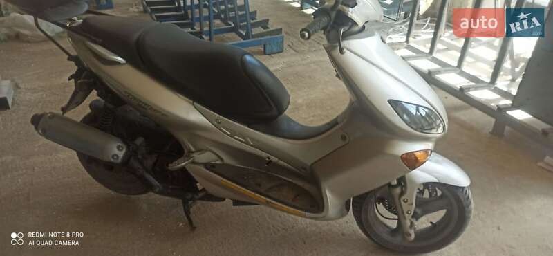Мопеди Yamaha Thunder 2004 в Чернівцях