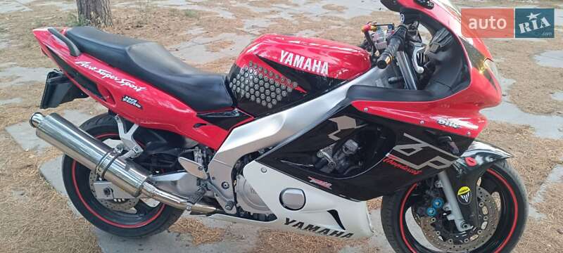 Спортбайк Yamaha Thunder 2000 в Полтаве