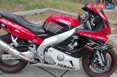 Спортбайк Yamaha Thunder 2000 в 