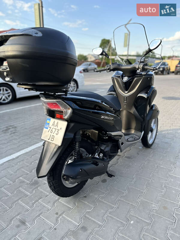 Скутер Yamaha Tricity 2016 в Києві