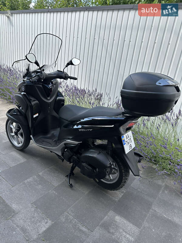 Скутер Yamaha Tricity 2016 в Києві