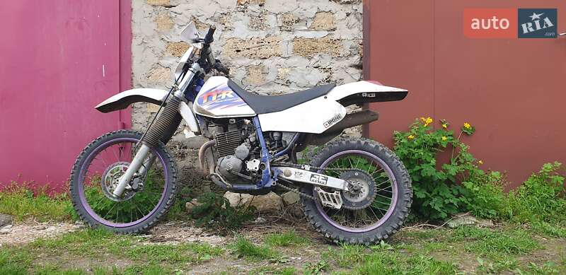 Мотоцикл Позашляховий (Enduro) Yamaha TT-R 1998 в Херсоні