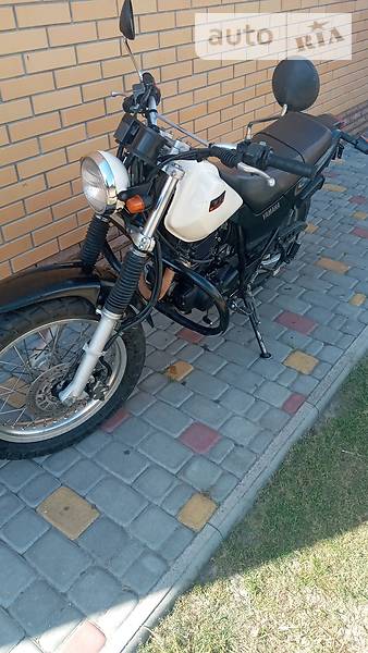 Yamaha TW 225
