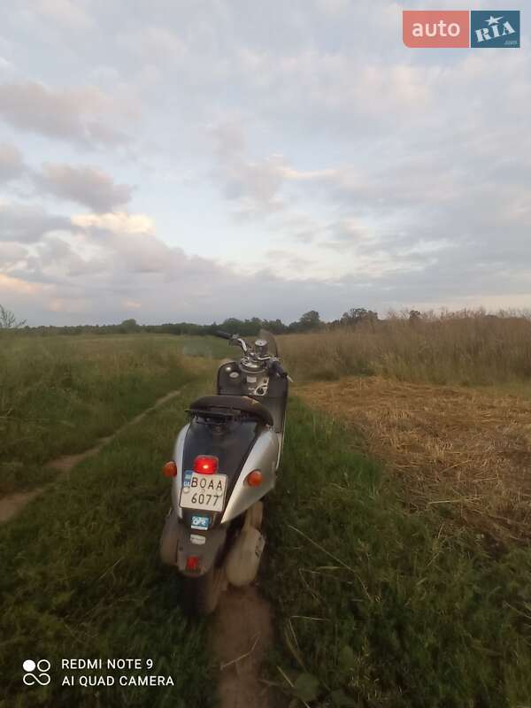 Скутер ретро Yamaha Vino 1998 в Тернополі