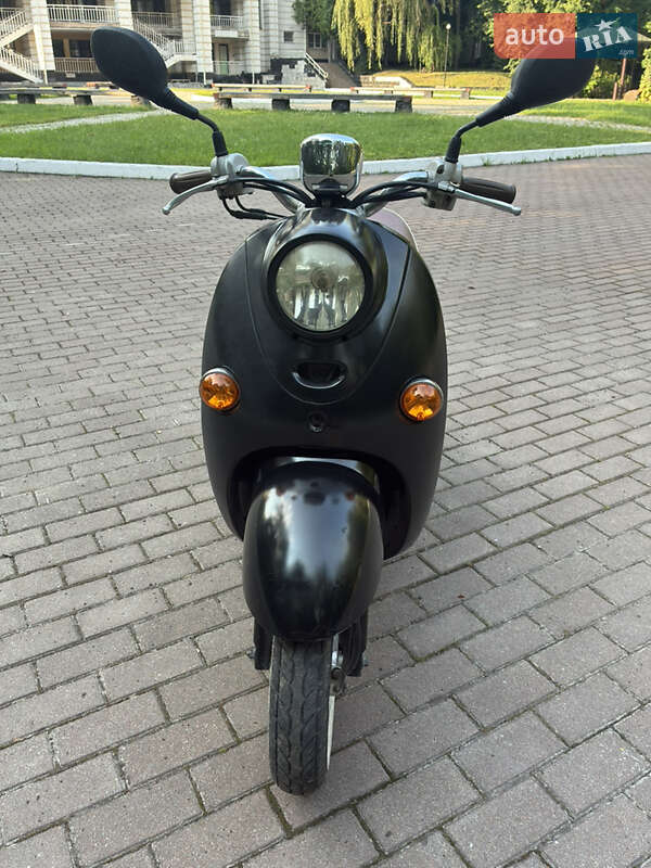 Скутер Yamaha Vino 2005 в Ирпене