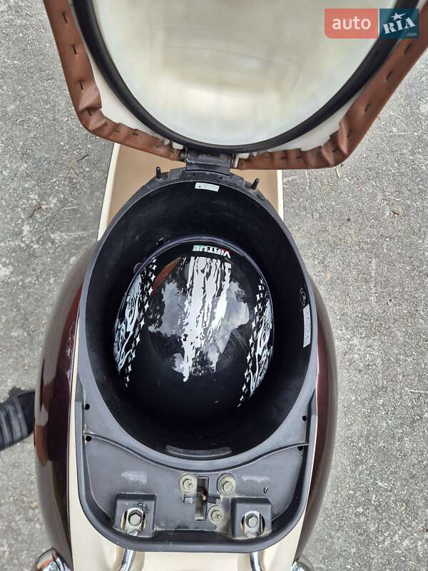 Мопеди Yamaha Vino 2006 в Львові