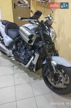 Мотоцикл Классик Yamaha VMAX 2014 в 