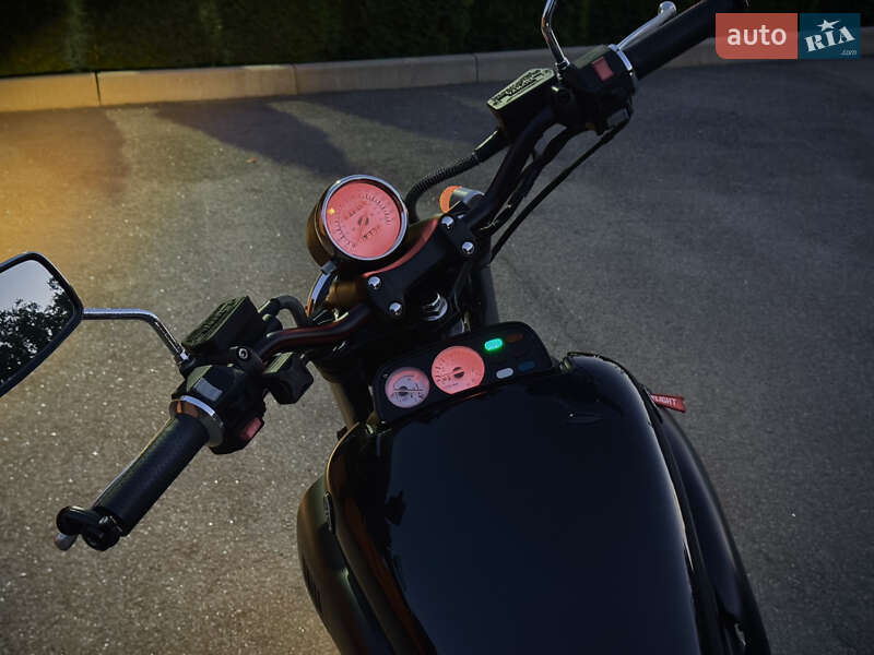 Мотоцикл Круизер Yamaha VMAX 1990 в Виннице