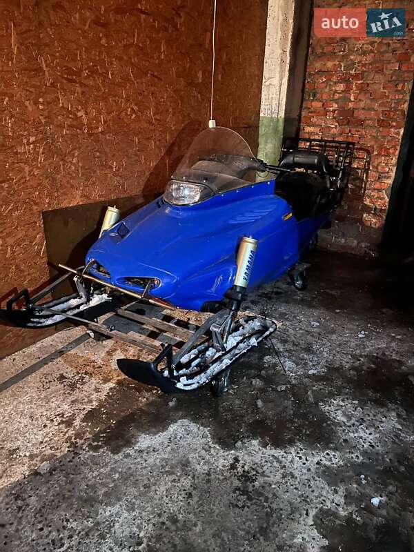 Спортивные снегоходы Yamaha VMAX 2000 в Черкассах фото 4 Спортивные снегоходы Yamaha VMAX 2000 в Черкассах