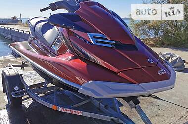 Гидроцикл туристический Yamaha WaveRunner 2013 в Одессе