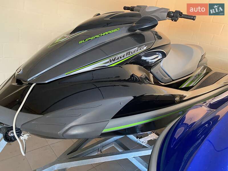 Гідроцикл туристичний Yamaha WaveRunner 2011 в Білій Церкві