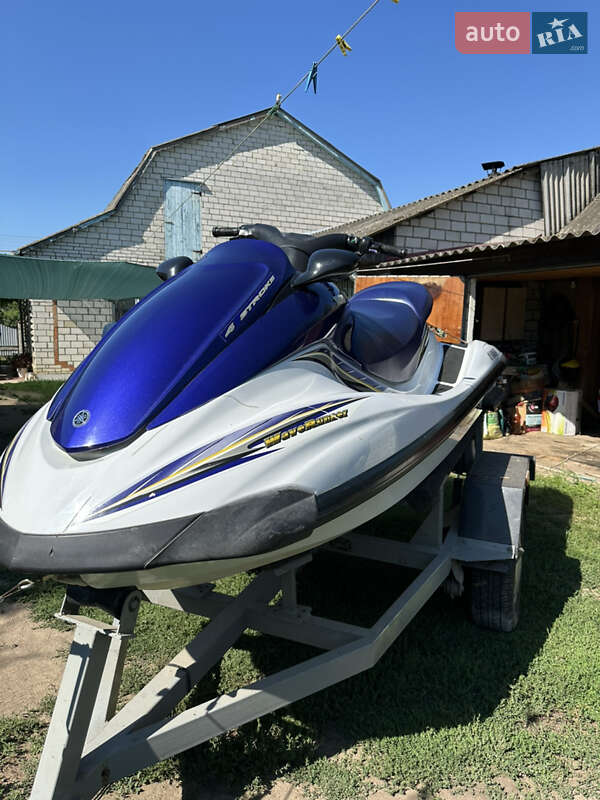 Гідроцикл туристичний Yamaha WaveRunner 2006 в Ладижині