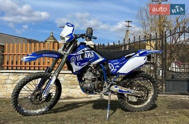 Мотоцикл Кросс Yamaha WR 250F 2002 в Долине