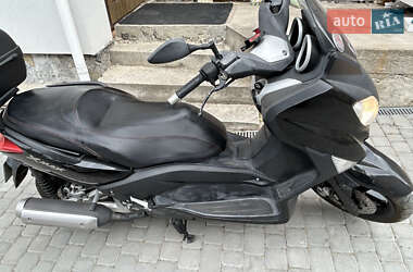 Макси-скутер Yamaha X-Max 250 2013 в 