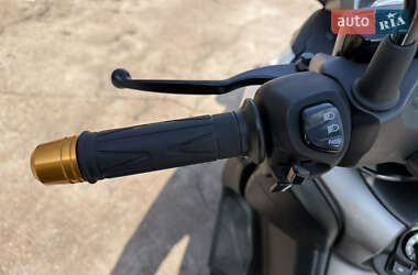 Макси-скутер Yamaha X-Max 250 2018 в 